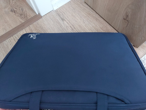 cante-per-llaptop-17inch-big-1