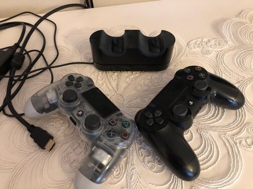 ps4-pro-1tb-krejt-i-paster-big-2