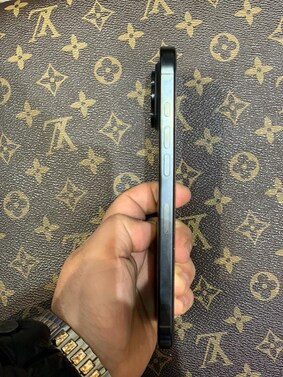 iphone-16-pro-max-big-1