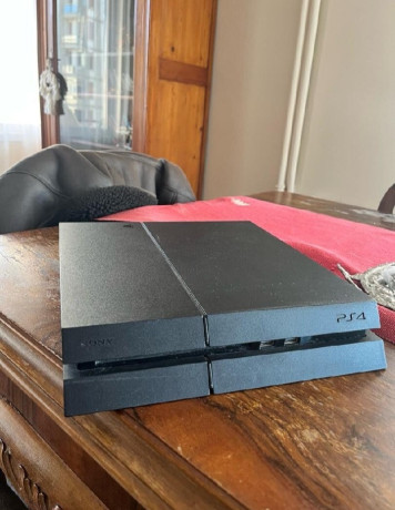 ps4-ne-gjendje-shume-te-mire-i-perdorur-me-kujdes-big-1