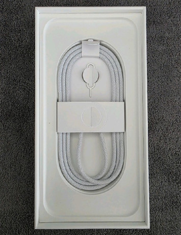 iphone-16-pro-max-512-gb-i-ruajtun-mire-pa-asnje-problem-big-2